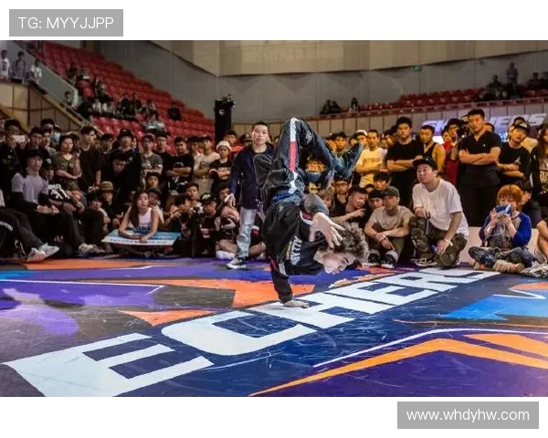 赛后复盘：上海街舞队与成都街舞队速度对决的精彩瞬间与战术分析