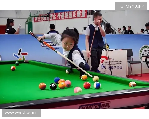 以台球竞技为核心探索精准击球技巧与心理博弈的完美融合